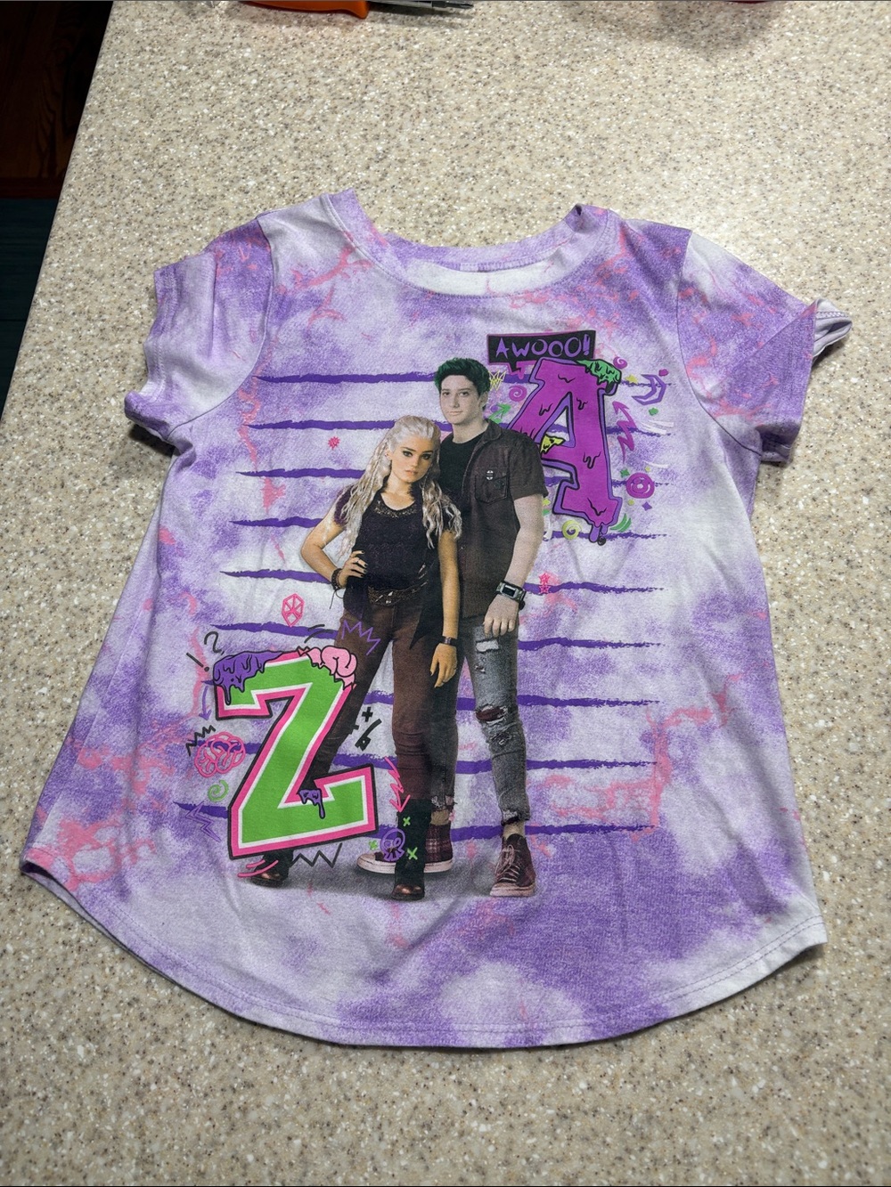 Disney Zombies 2 zed and Addison short sleeve shirt size large